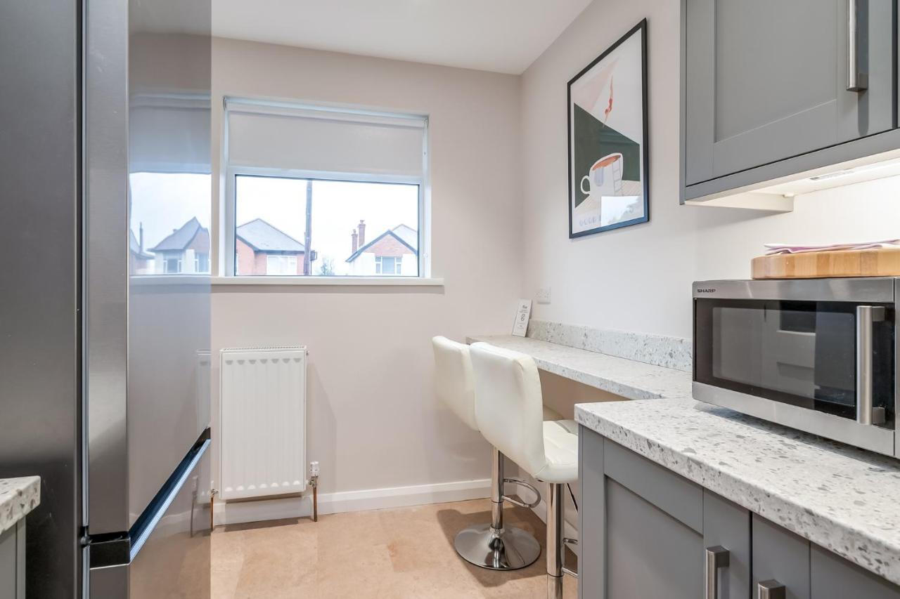 Сasa de vacaciones Cavehill View - Elegant 4-bedroom Detached House In Great Location With Free Parking Belfast
